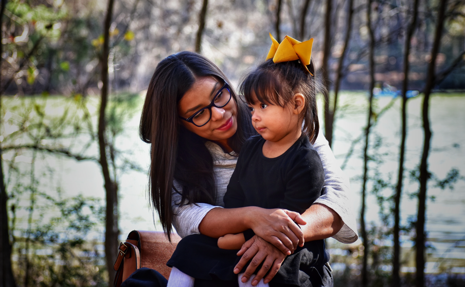 Bunda, pemimpin keluarga, si Kecil, ibu inspiratif, kepemimpinan ibu, peran ibu dalam keluarga, si Kecil